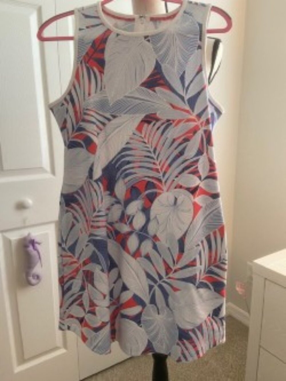 Tommy Bahama Island Zone Floral Dress with Pockets, back zip - Size M